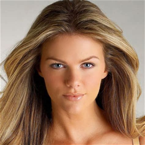 Brooklyn Decker Nude Naked